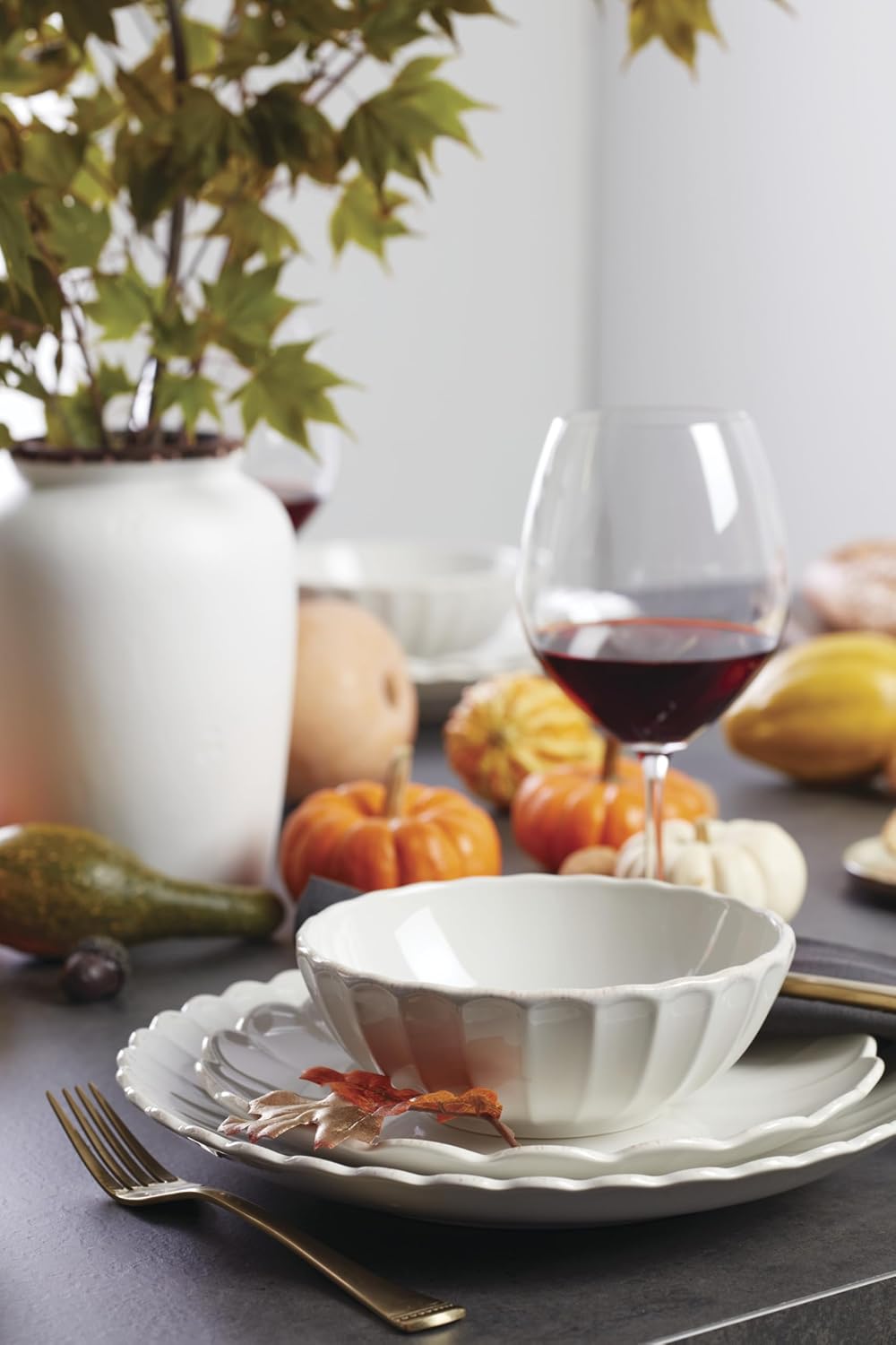 White Scallop Dinnerware Set - Image 8